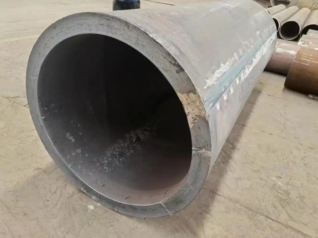 阿巴嘎30CrMo大口径无缝钢管